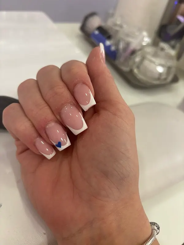 Twinkle Tips Nails - Elm Park — Nail salon in Hornchurch
